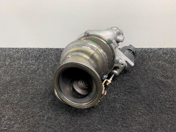 BMW 7 750i G11 X5 G12 N63B44C Turbo