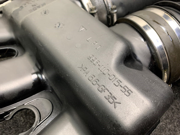 Porsche 911 996 Carrera Inlaatspruitstuk