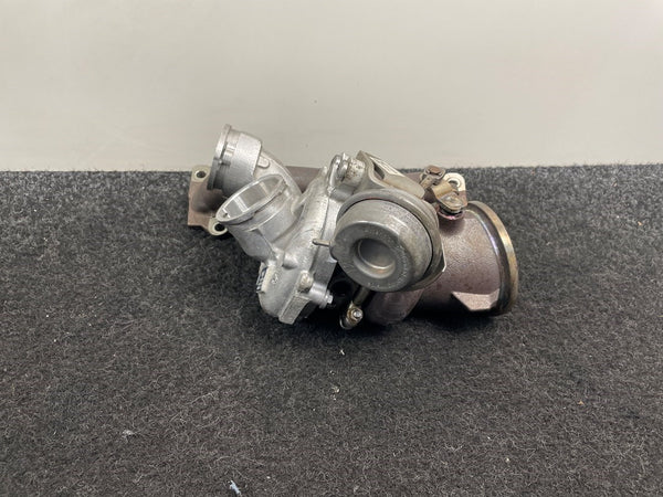 Porsche Macan 3.6 MCTLA Turbo Links 94612302635