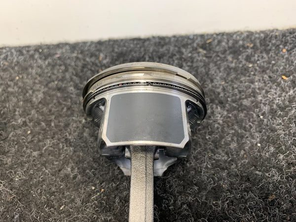 VW Audi Seat Skoda 1.6 CWVA CWVB Kolbensatz 10 KM!