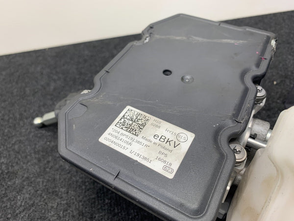 Audi A8 (D4) CEAU Rembekrachtiger 400KM!