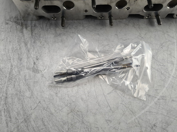 Mercedes Benz Sprinter 5t (906) Bus 519 CDI 642896 Cilinderkop