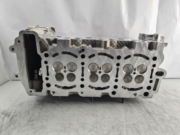 Mercedes Benz Sprinter 5t (906) Bus 519 CDI 642896 Cilinderkop