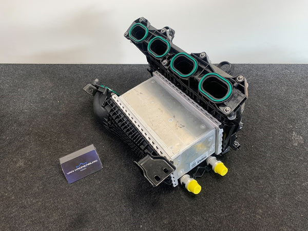 Mercedes Benz C 2.0 EQ-Boost 254.920 Inlaatspruitstuk 1KM!