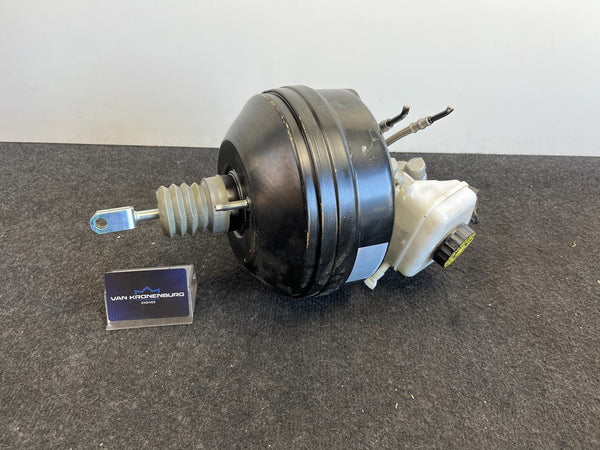 BMW F87 M2 Rembekrachtiger