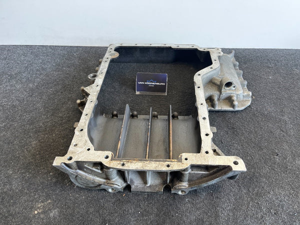 Audi RS6 (C5) 4.2L V8 Oil pan