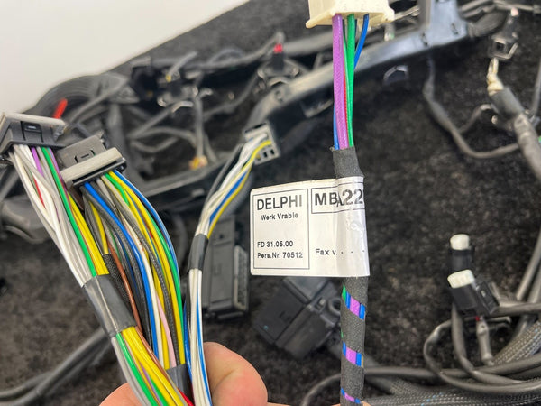 Mercedes Benz S600 (W220) 137.970 Engine Wiring Harness