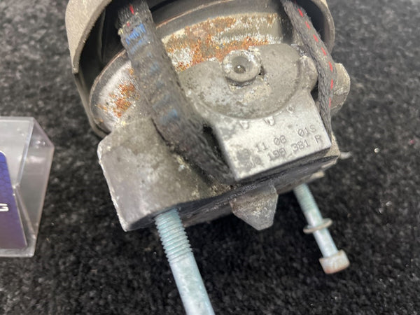 Bentley Continental Flying Spur Motorsteun OEM!