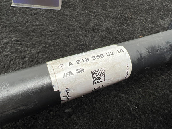 Mercedes Benz E300d (W213) Aandrijfas Links Achter 5KM!