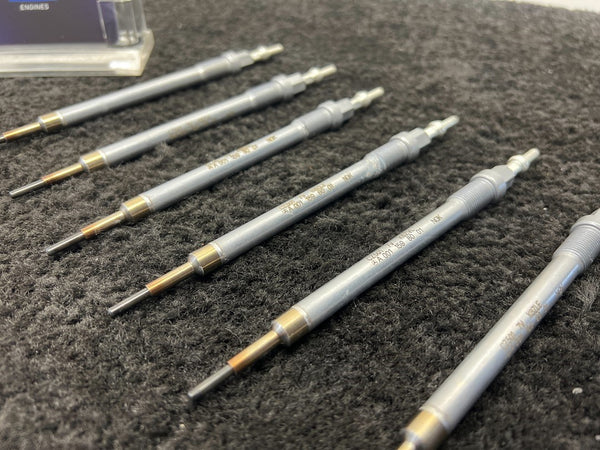 Mercedes Benz C E Vito Sprinter OM642 Gloeier Set OEM 1KM!