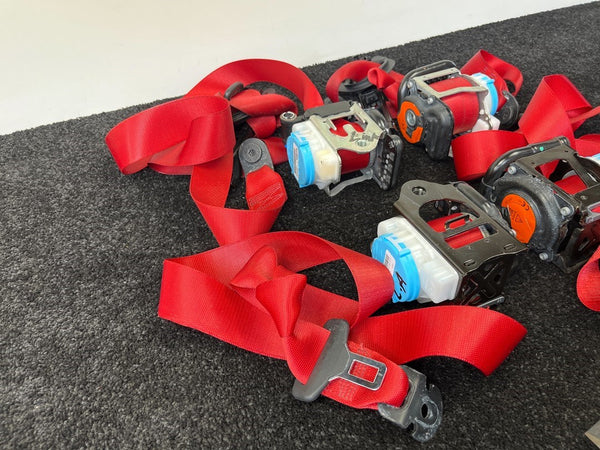 Mercedes Benz A45 AMG (W176) Red Belt Set