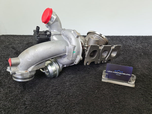 Mercedes Benz C-Klasse 3.0 C-450 AMG (W205) Turbo Linker zijde OEM 1KM! A2760901900