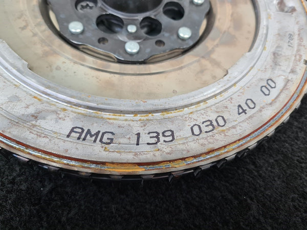 Mercedes Benz C63 AMG Performance (W206) 139.580 Zweimassenschwungrad