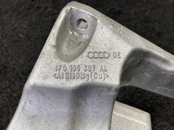 Audi RS6 V10 5.0 (BUH) Motorsteun 4F0199307AL