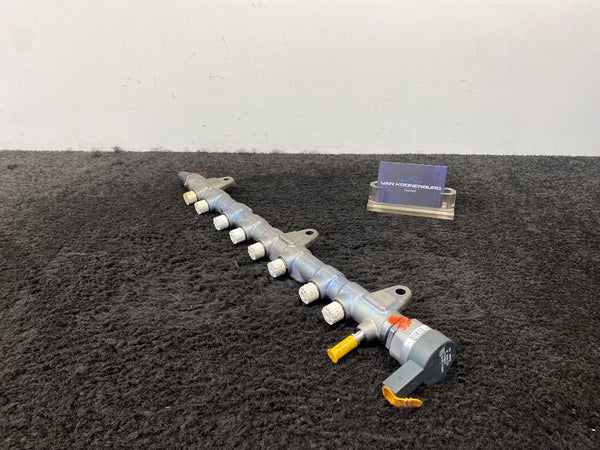 BMW X5 (G05) M550D B57D30C Fuel Rail