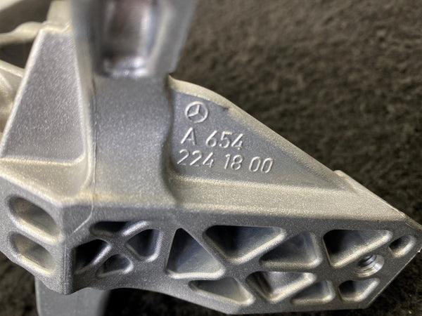 Mercedes Benz A CLA (W177) 2.0d OM654 Motorsteun