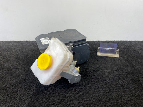 Audi A7 (4KA) 2.0 TFSI Rembekrachtiger 4K0614105N