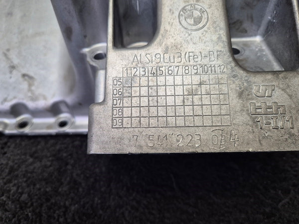 BMW X5 (E70) 4.8 N62B48B Ölwanne 7541223