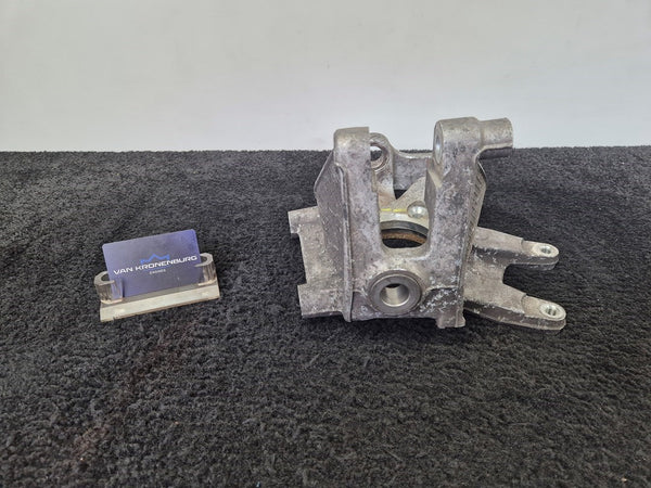 Lamborghini Gallardo LP560 Fusee Links Achter