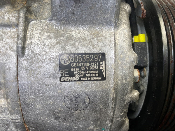 Alfa Romeo Giulia (952) 2.9 Bi-Turbo V6 24V Quadrifoglio Aircopomp 50535297