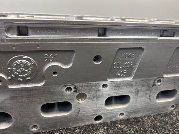 Volkwagen Transporter T5 2.0 biTDI (CFCA) Cilinderkop 03L103403