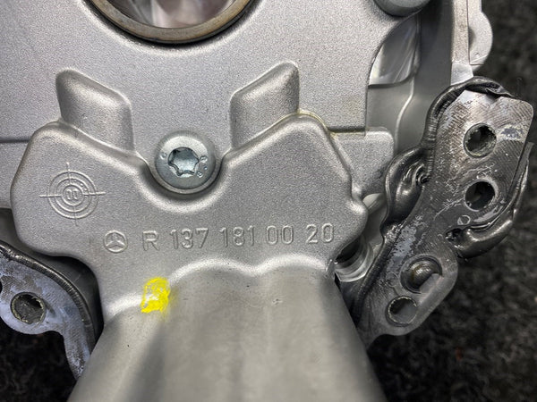 Mercedes Benz S-klasse (W220) 5.8 S-600L 137.970 Oliepomp OEM NIEUW! R1371810020