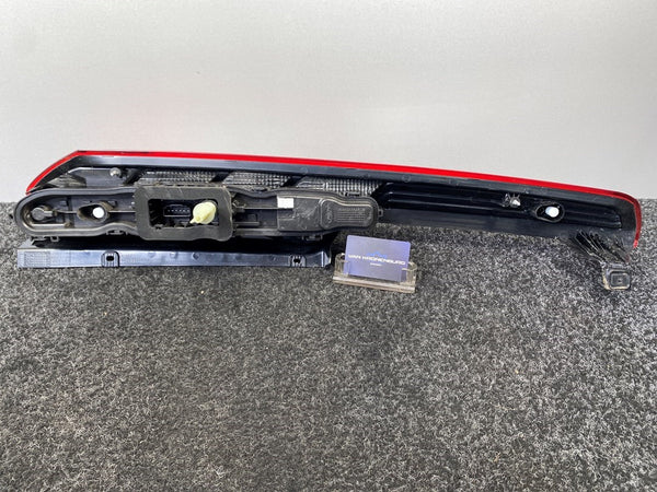 Ford Transit Custom 2.0 EcuBlue Achterlicht Rechts BK21-13404-AJ