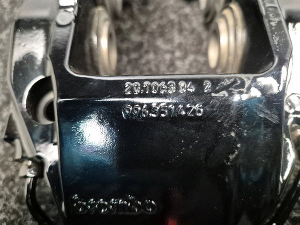 Porsche 911 (996) 3.6 Carrera Remklauw Rechts-Voor OEM NIEUW! 99635142601