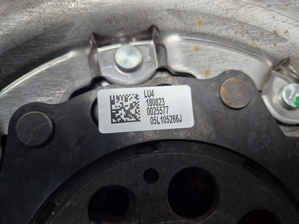 Audi Seat Volkswagen 2.0 TDI Dubbel Massa Vliegwiel 05L105266J 5KM!