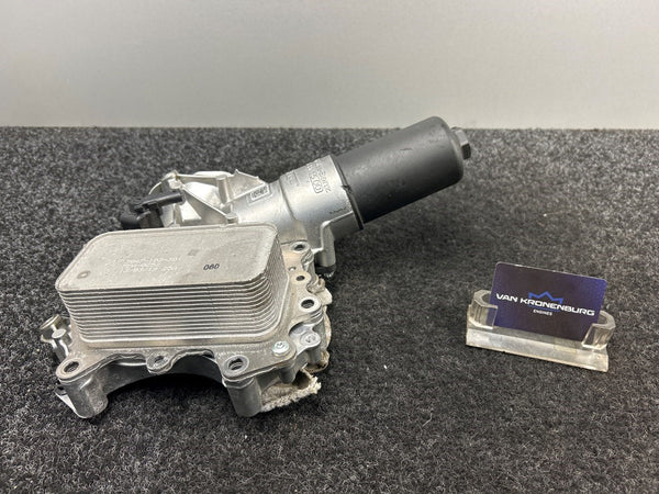 Mercedes Benz GLE (V167) 53 AMG 256.930 Oliefilterhuis OEM 1KM! A2561801500