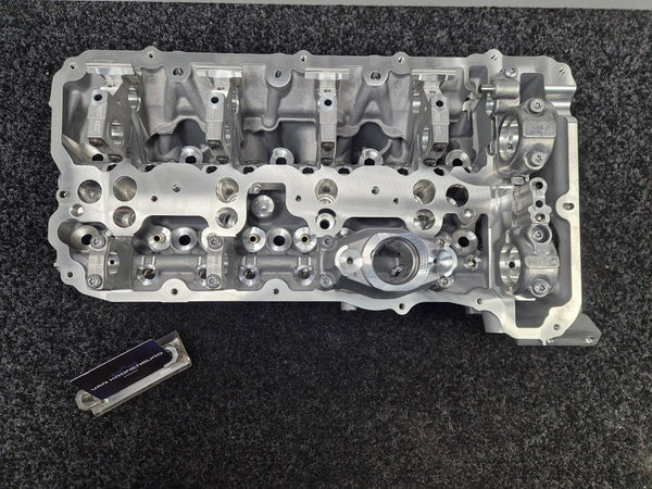 BMW M5 (F90) S63B44B 4.4L Zylinderkopf Rechts 5-8