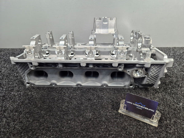 BMW M5 (F90) S63B44B 4.4L Zylinderkopf Zylinder 1-4 Links 7852459