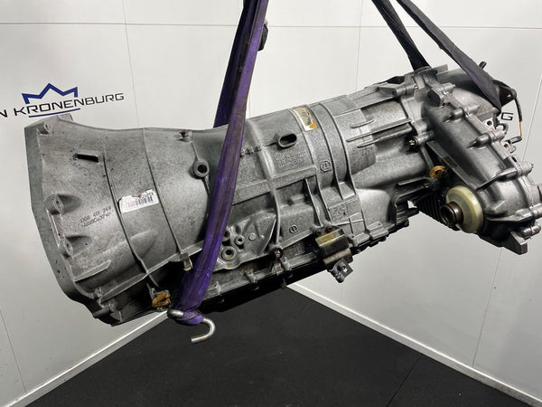 BMW X5 (E70) 4.8L N62B48 Automatikgetriebe 8665531