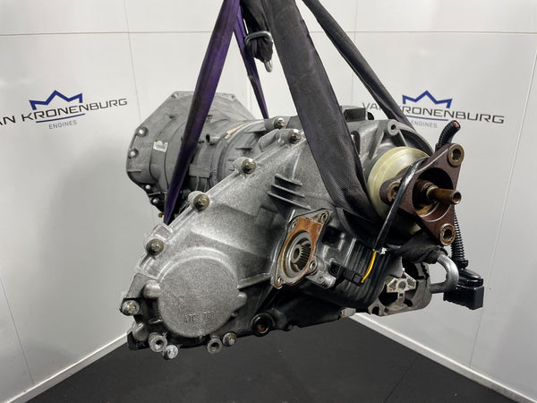 BMW X5 (E70) 4.8L N62B48 Automatikgetriebe 8665531