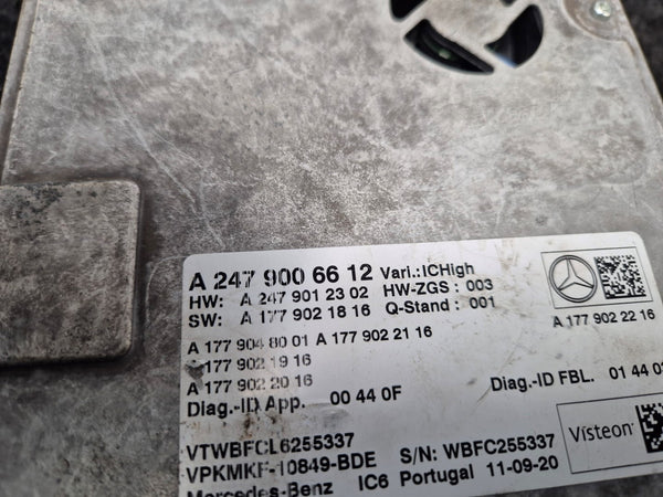 Mercedes Benz CLA (118) Regelunit Multi Media A2479006612