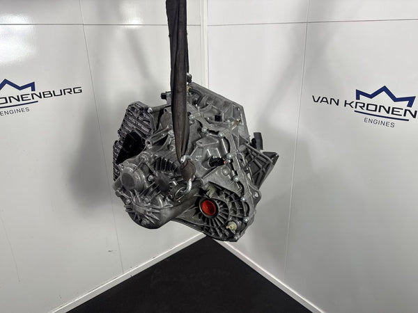 Renault Clio IV (5R) Automatic Gearbox 320104062R