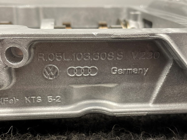 Volkswagen Golf Caddy Passat 2.0 TDI Camshaft Set New 05L103308S