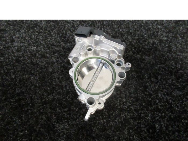 BMW 320 330 184/252PK B46B20 B48B20 Gasklephuis