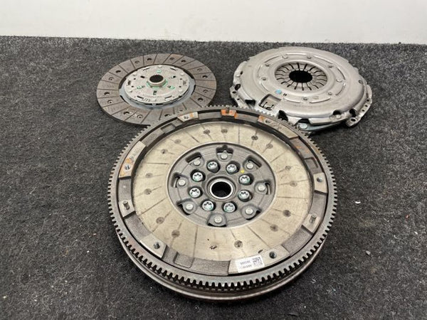 Mercedes Benz A Klasse (W176) 651.901 651.930 Kupplungssatz 1KM!