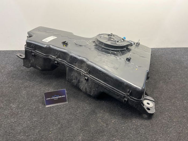 Volkswagen Tiguan (AD1) 2.0 TDI Adblue tank