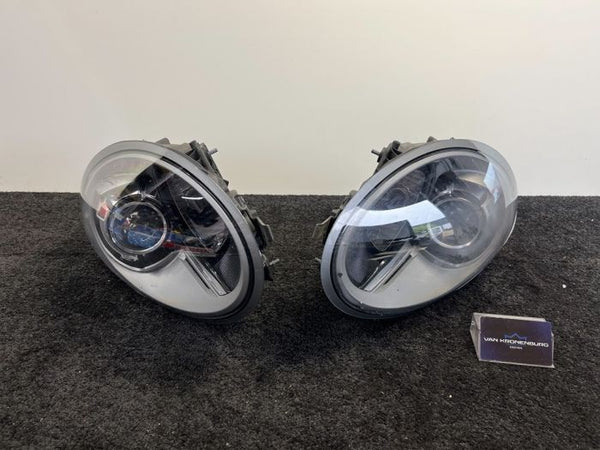 Porsche Carrera 991 (991.2) Koplampen Brandschade