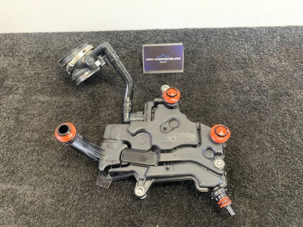 Mercedes Benz C63 AMG (W205) M177 Carterventilatie