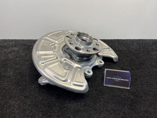 Mercedes Benz C63 AMG (W205) Fusee Links-Achter