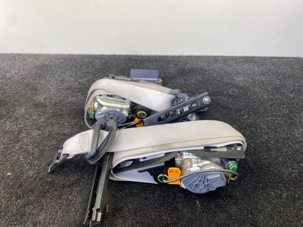 Mercedes Benz C63 AMG (W205) Seat Belt Set Front White