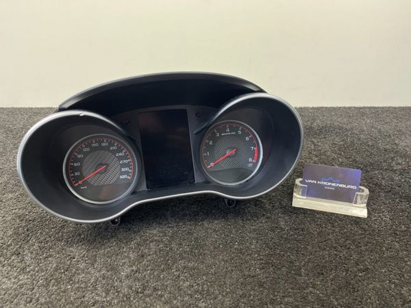 Mercedes Benz C63s AMG (W205) Kilometerzähler Tacho