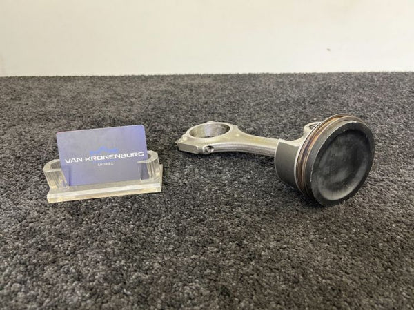 Mercedes Benz A45 AMG (133.980) Zuiger Drijfstang