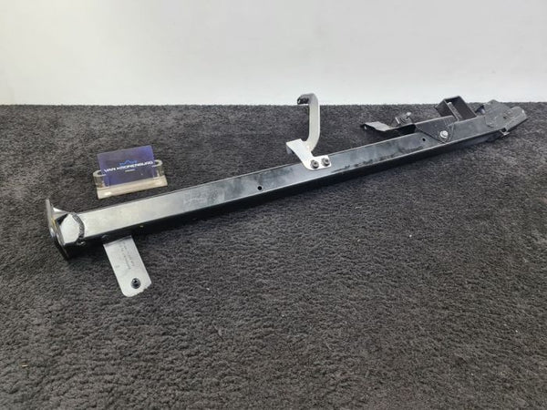 Lamborghini Aventador LP700 Spatbord Steun Links