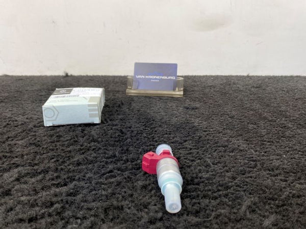 Mercedes Benz C-Klasse (W204) M271 Injector Nieuw Origineel