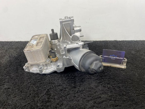 Mercedes Benz S-Klasse (W222) OM656.929 Oliefilterhuis 1km!