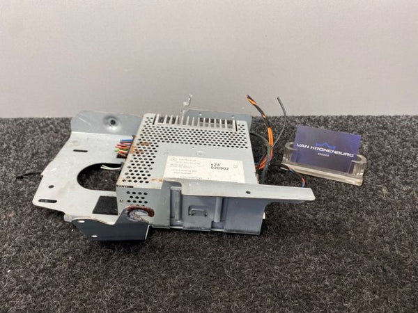 Mercedes Benz S-class (W221) Radio Amplifier A2218205189